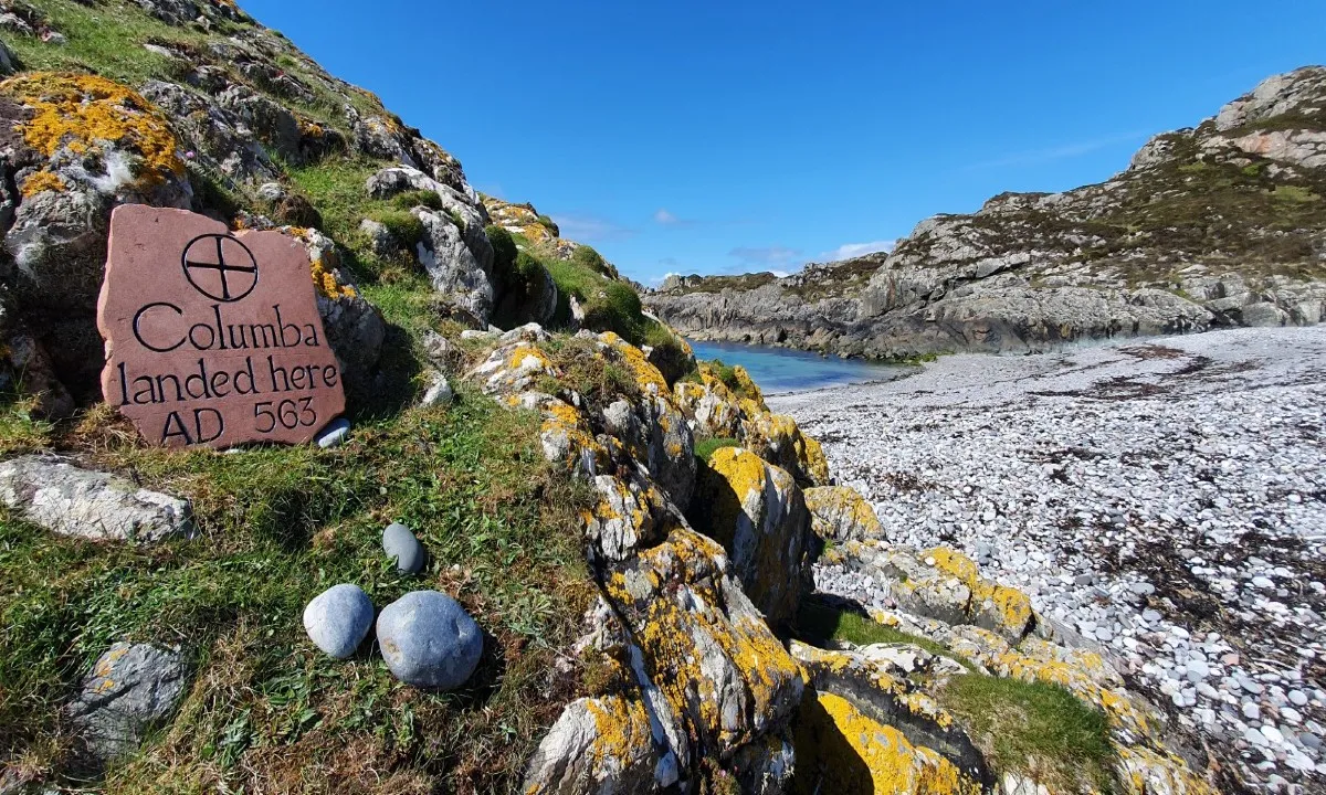 Spirituele retraite Iona: Een magische reis naar jezelf 2026 - iona retreats en retraite jpg.