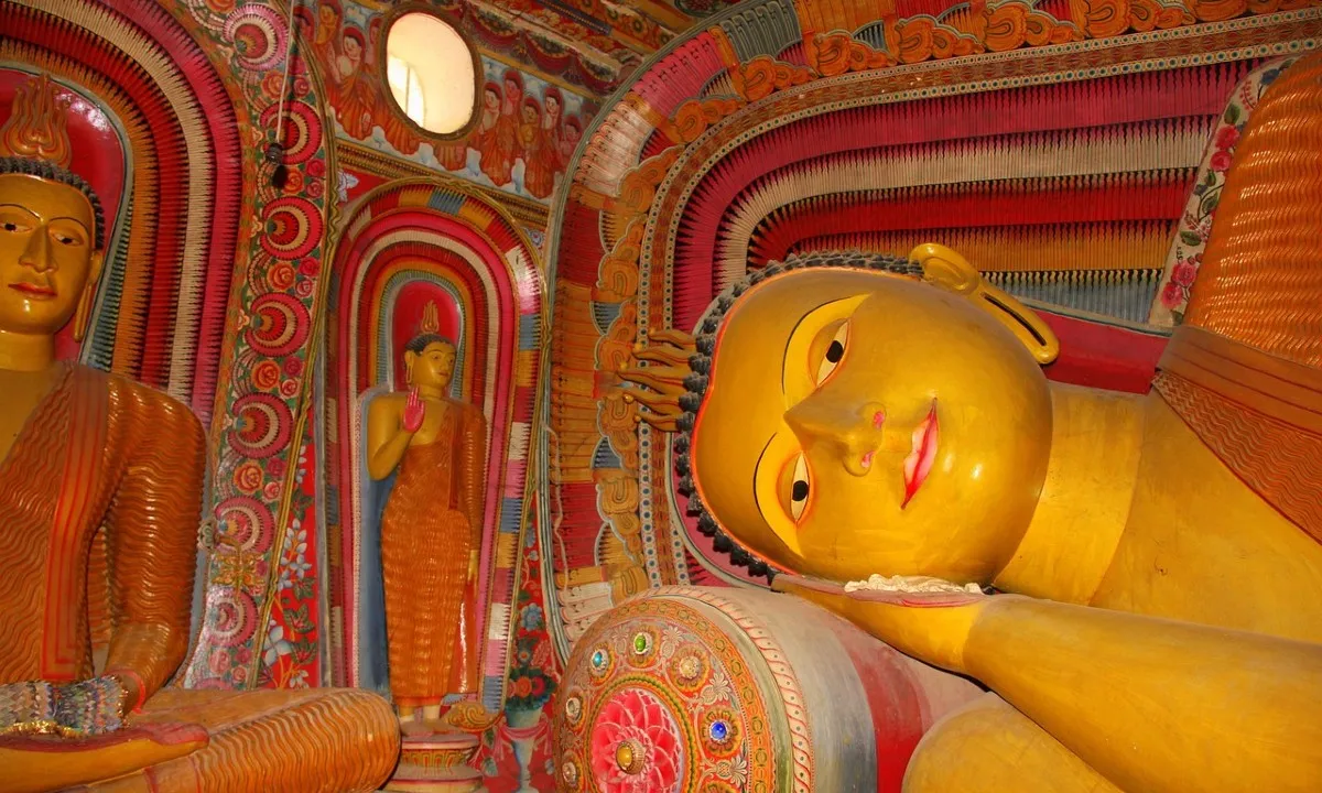 Luxe Ayurveda retreat aan zee op Sri Lanka - sri lanka tempelsjpg.